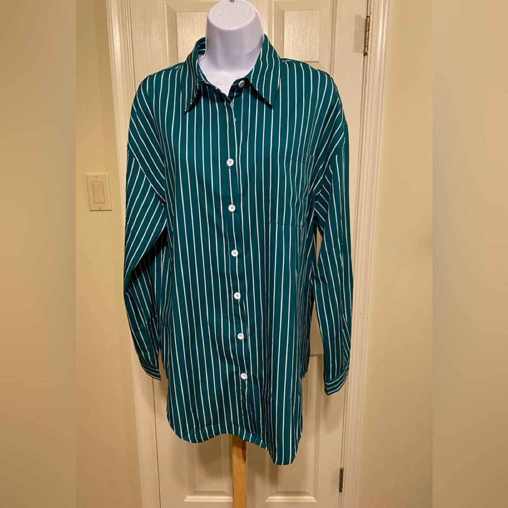 Woman’s silky emerald green & white striped button down loose shirt, Size: L